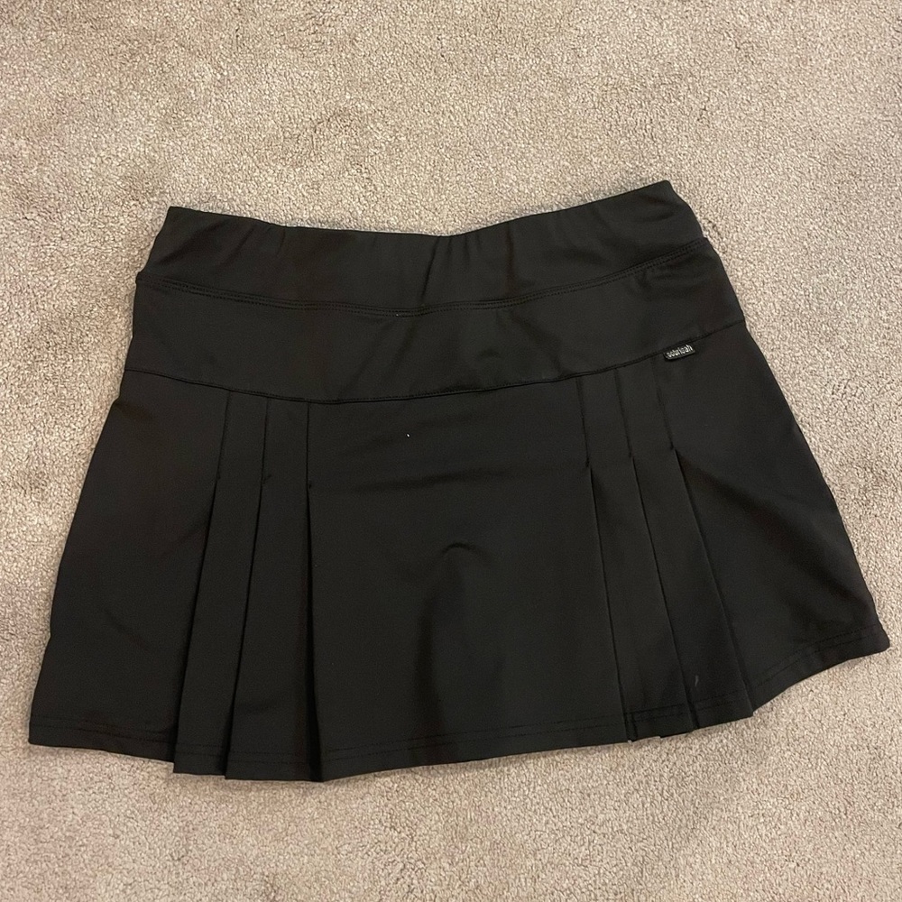 black tennis skirt